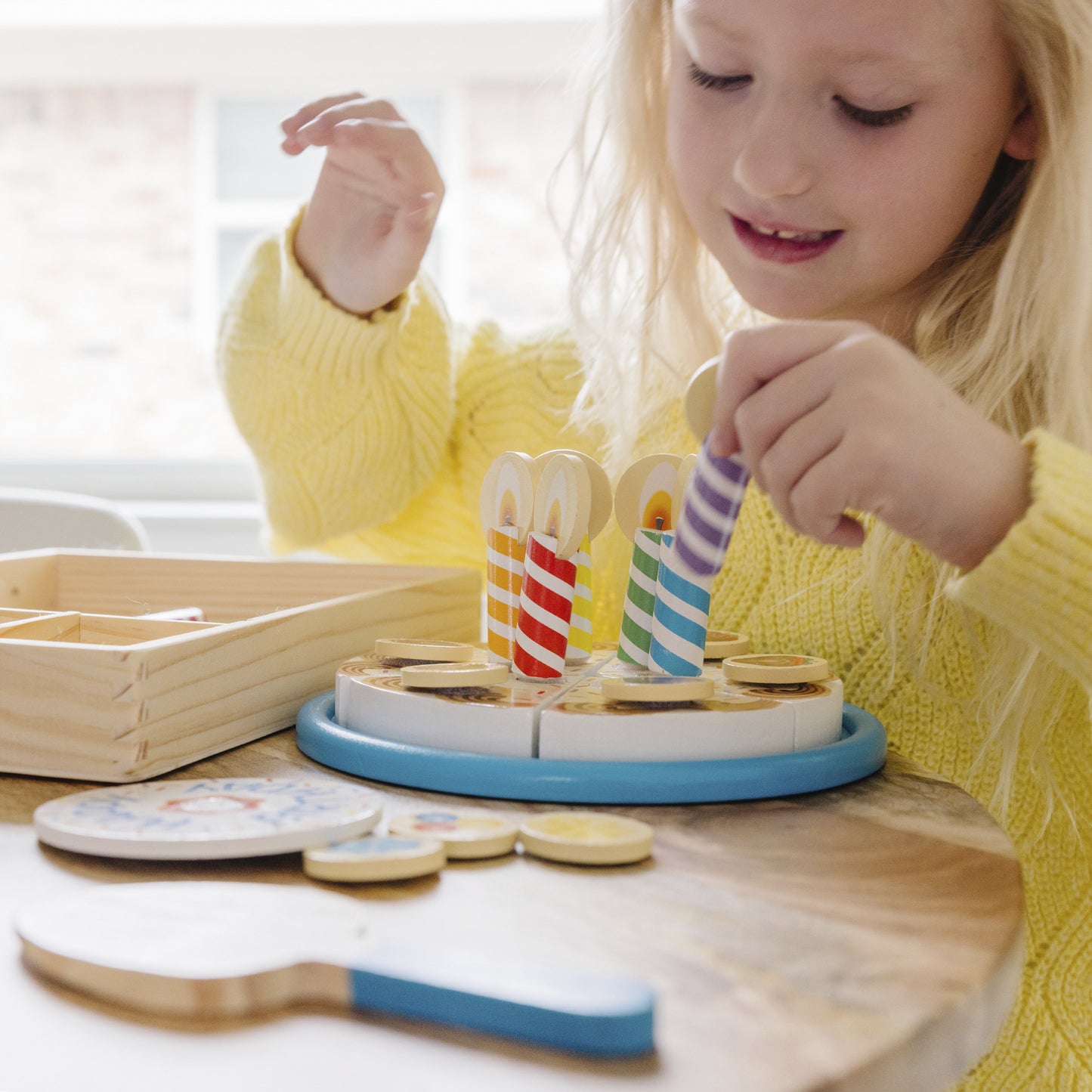 Melissa & Doug - Holz Geburtstagskuchen, Spielküche