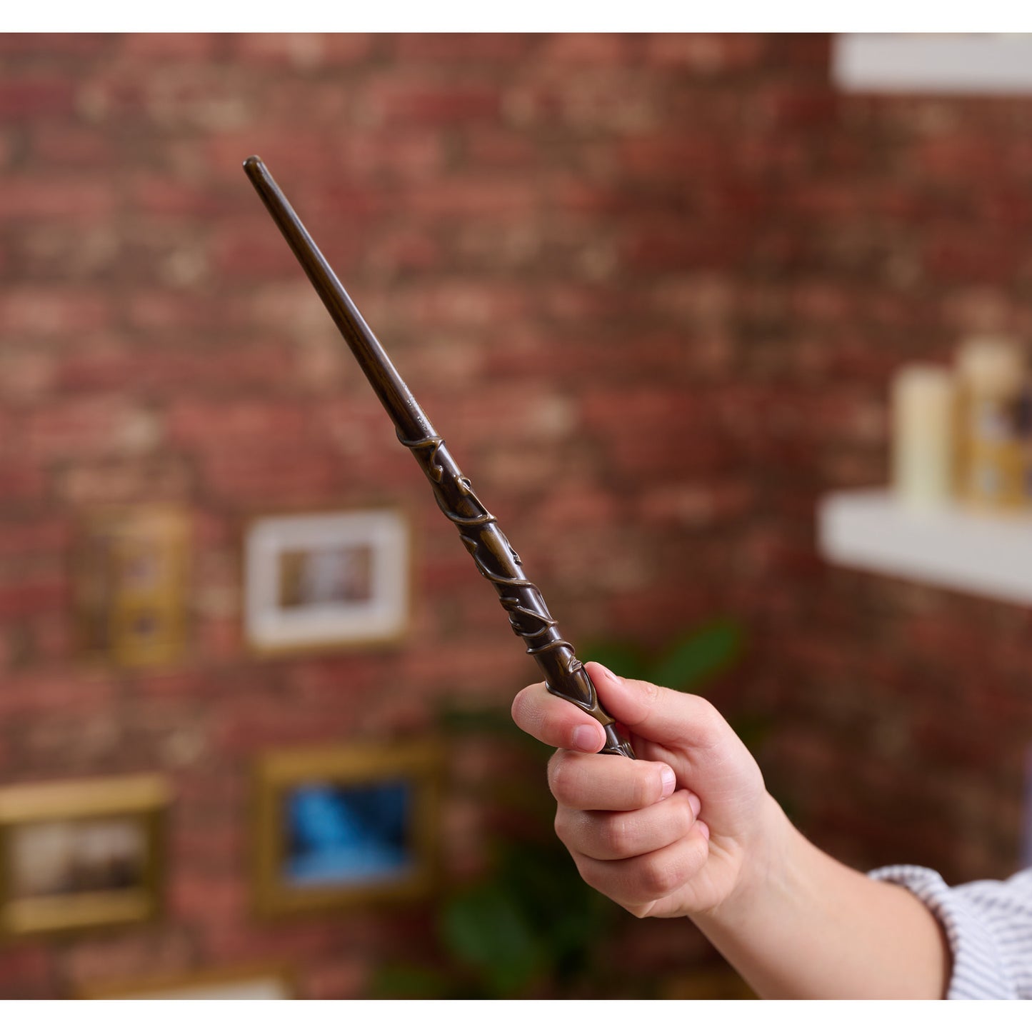 Wizarding World Harry Potter - Authentischer Hermine Granger Zauberstab, Rollenspiel