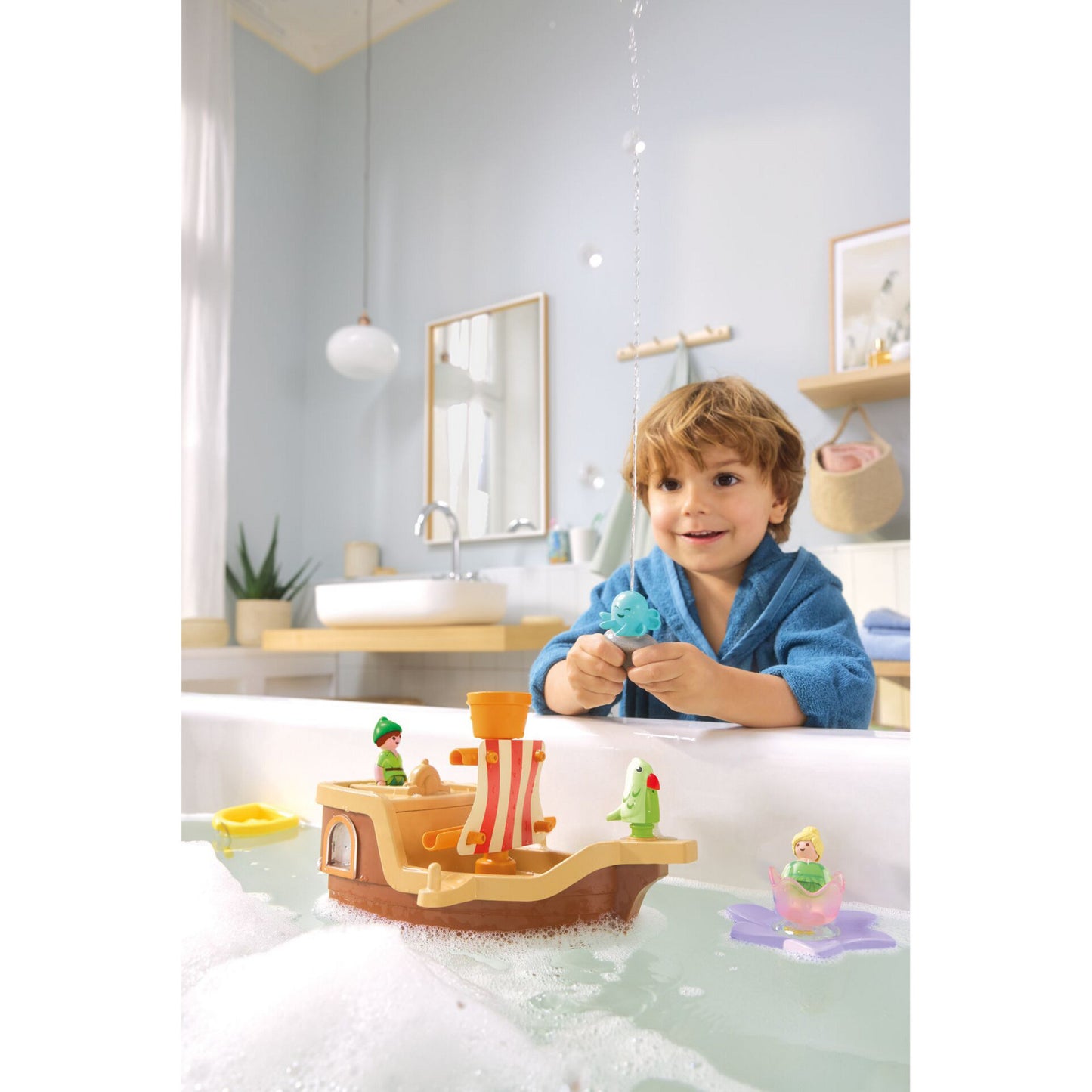 71769 Junior & Disney: Peter Pans Piratenschiff mit Wasserspritzspass, Konstruktionsspielzeug
