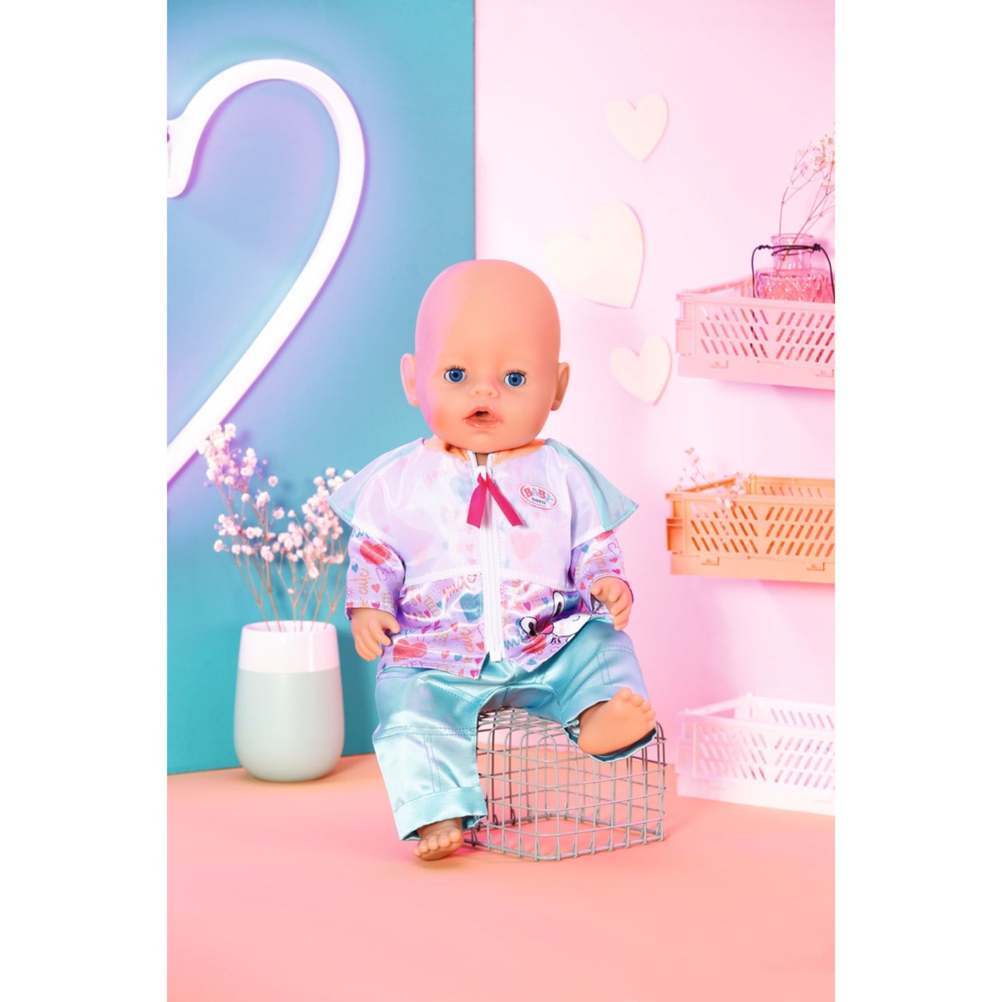 ZAPF Creation BABY born® Freizeitanzug Aqua 43cm (Jacke und Hose, inklusive Kleiderbügel)