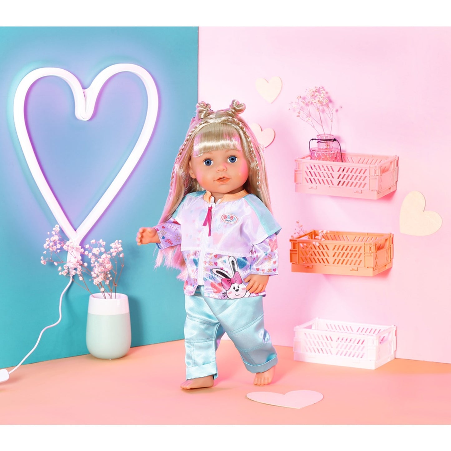 ZAPF Creation BABY born® Freizeitanzug Aqua 43cm (Jacke und Hose, inklusive Kleiderbügel)