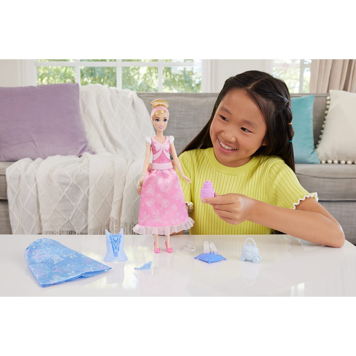 Disney Prinzessin 2-in-1 Geschichten Cinderella Modepuppe