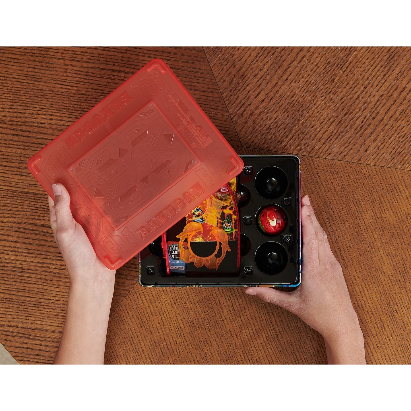 Spin Master Bakugan 2023 Baku-Tin mit Special Attack Mantid, Geschicklichkeitsspiel