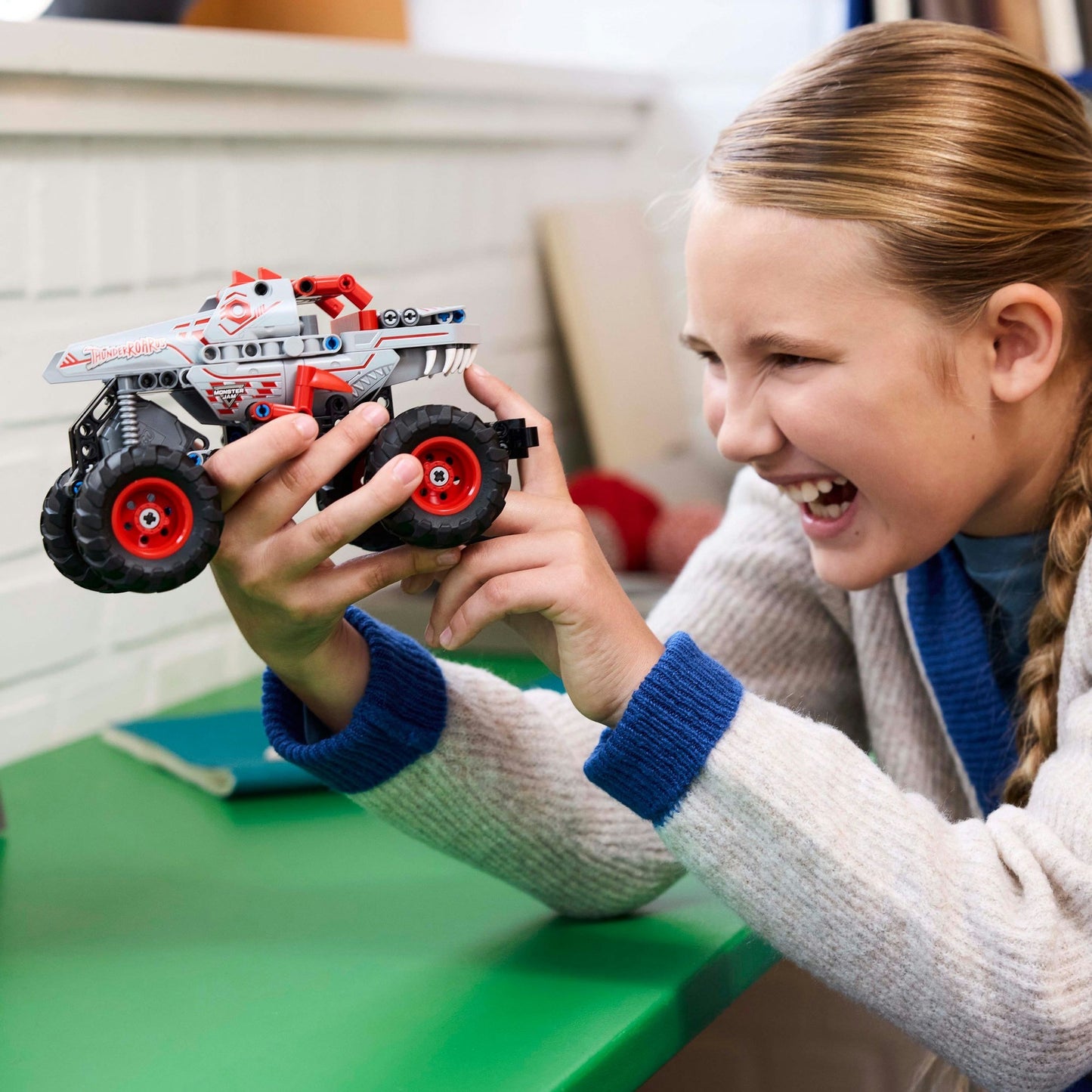42200 Technic Monster Jam ThunderROARus, Konstruktionsspielzeug