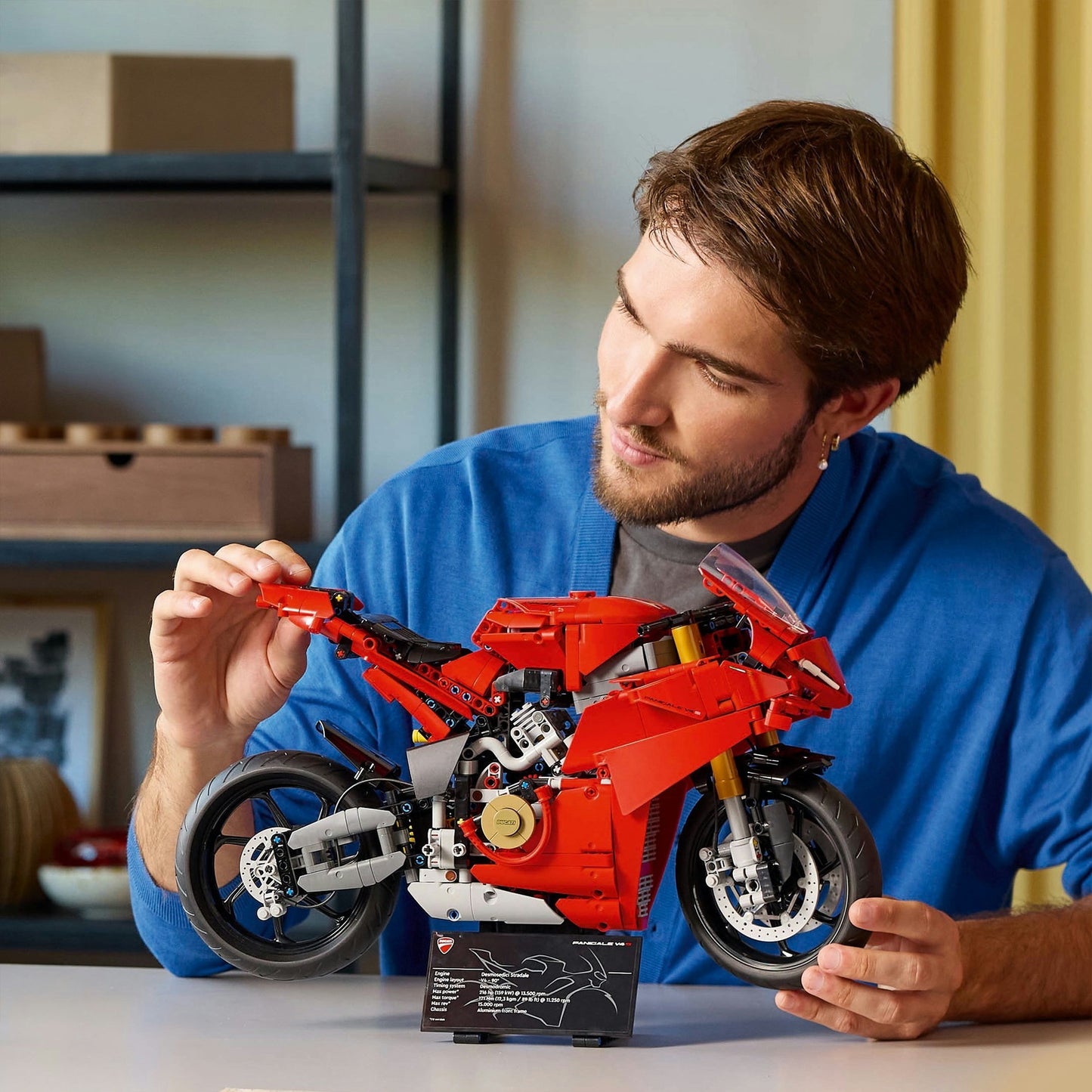 42202 Technic Ducati Panigale V4 S Motorrad, Konstruktionsspielzeug