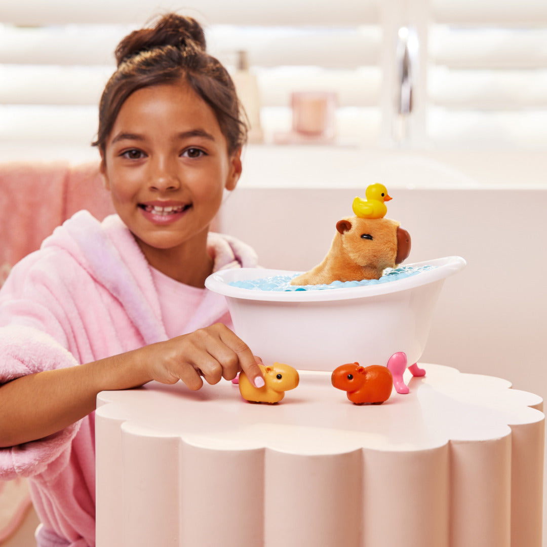 Pets Alive - Mommy Capybara and Baby Surprise, Spielfigur