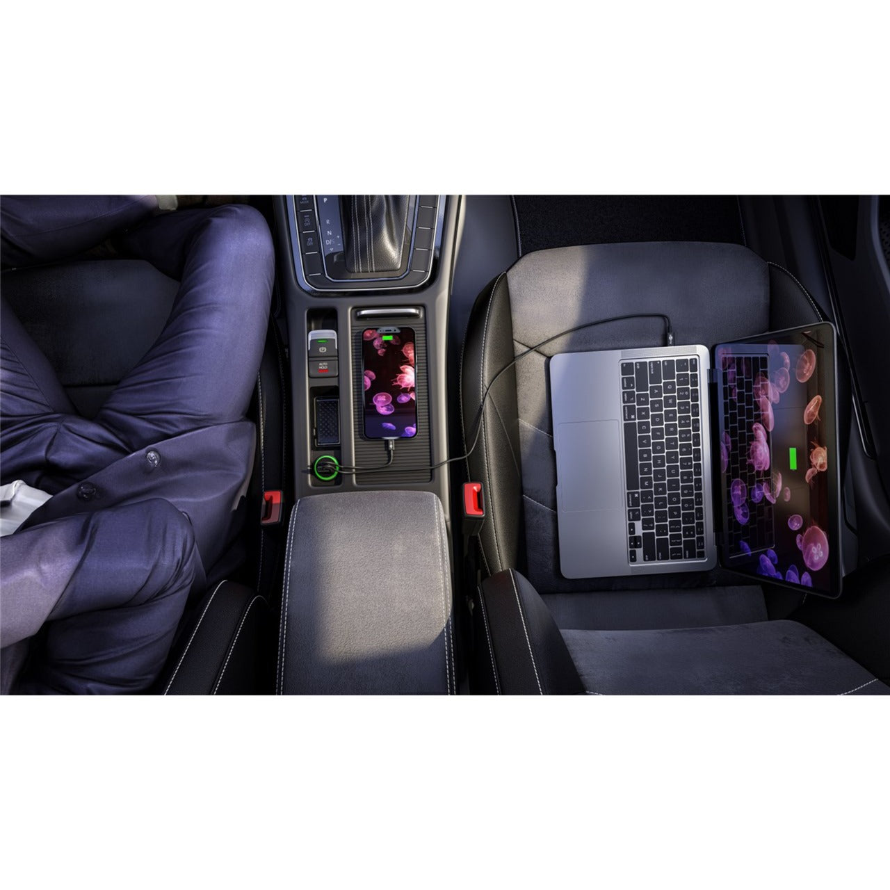 Goobay Dual-USB Auto-Schnellladegerät 45 Watt (schwarz, 1x USB-C, 1x USB-A, Power Delivery, 12 / 24 Volt)