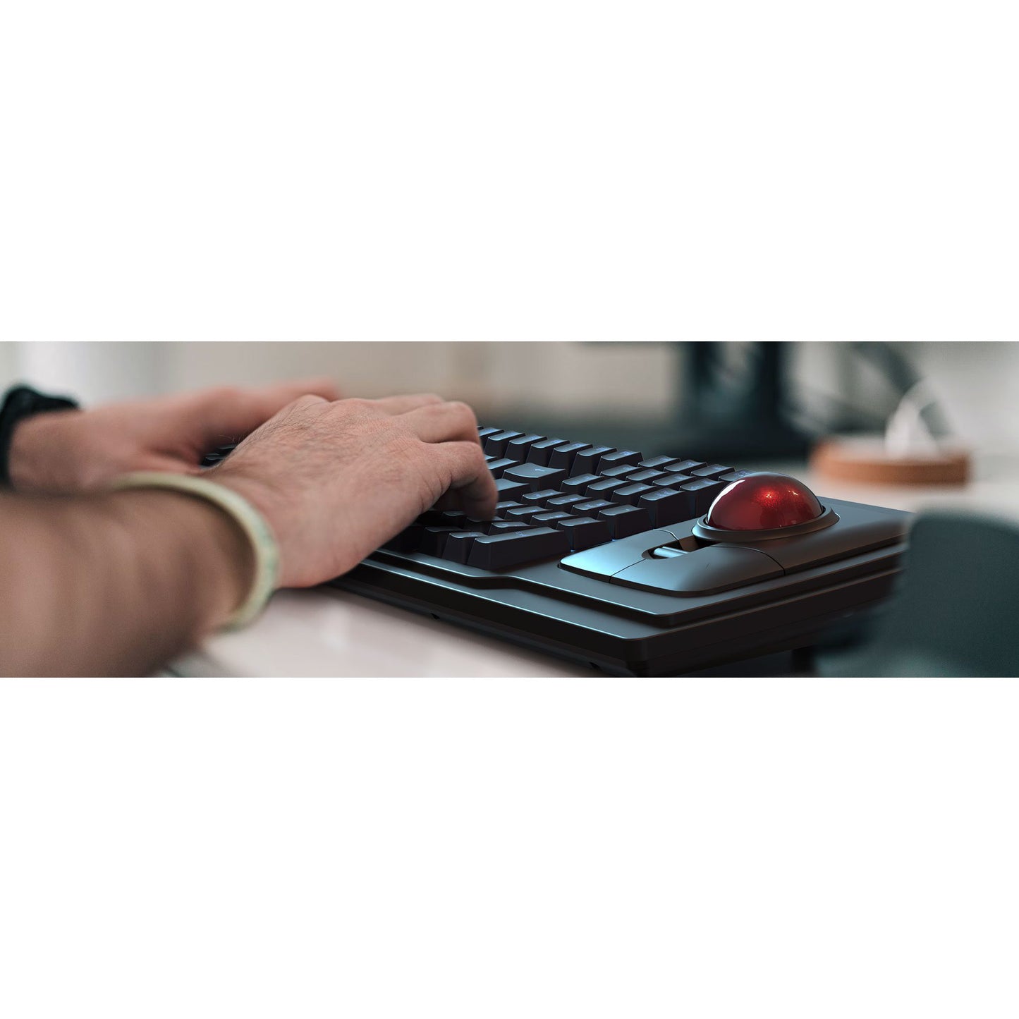 KSK-8202ELU-T, Tastatur