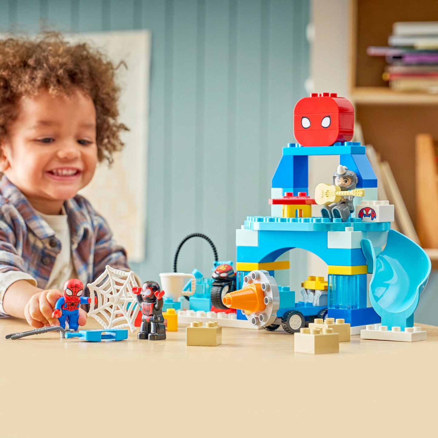 10464 DUPLO Disney Team Spideys Hauptquartier, Konstruktionsspielzeug