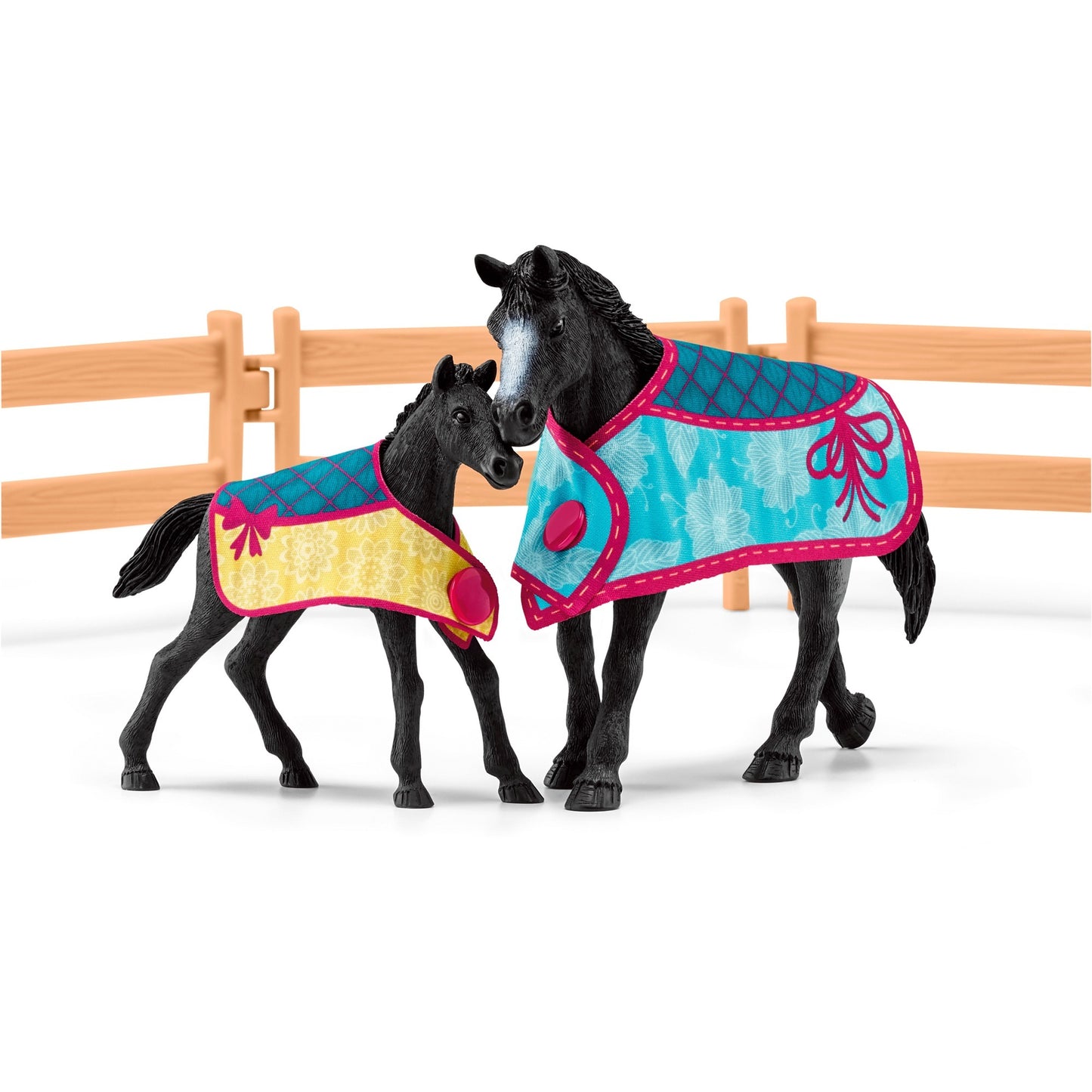 Schleich Horse Club Pferdebox mit Stute und Fohlen