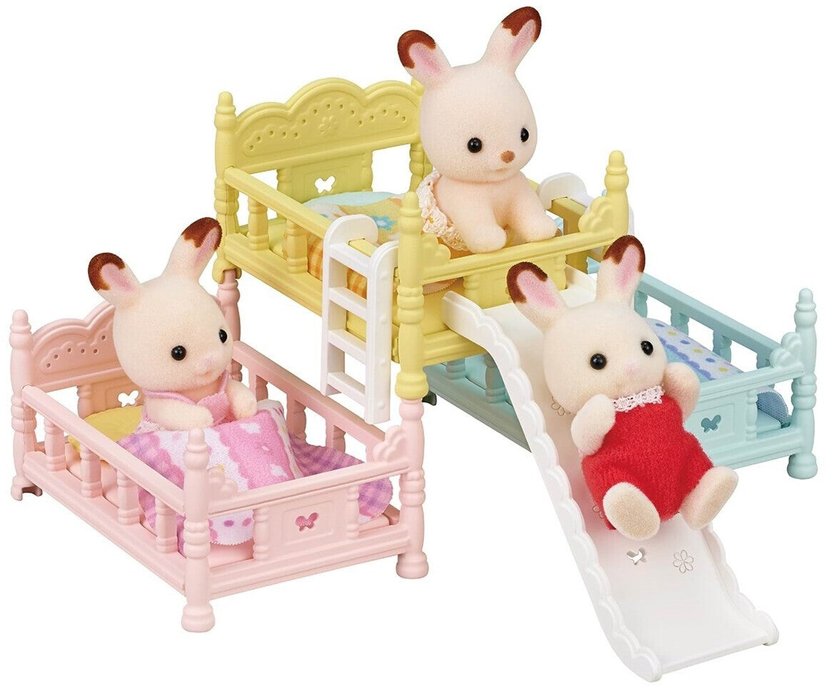Sylvanian Families - Dreistöckiges Babyhochbett, Konstruktionsspielzeug