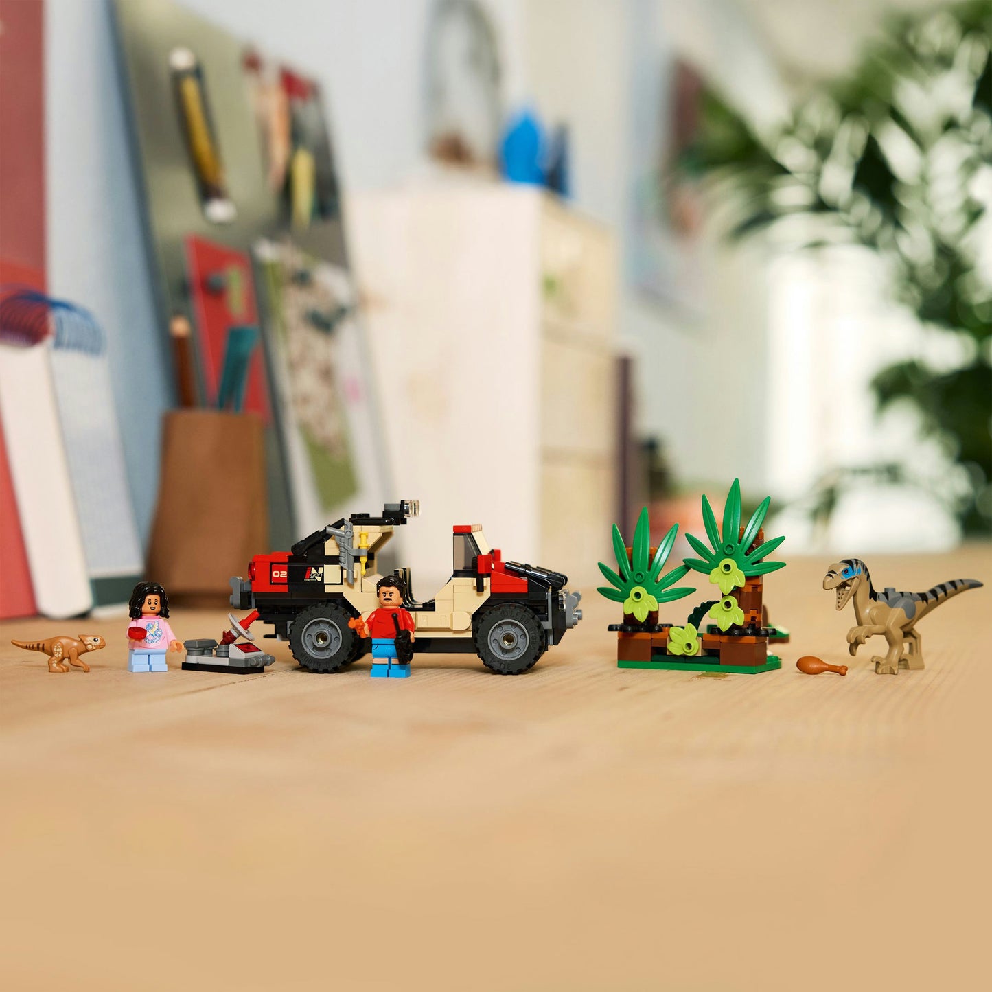 76972 Jurassic World Raptor: Verfolgungsjagd mit dem Geländewagen, Konstruktionsspielzeug