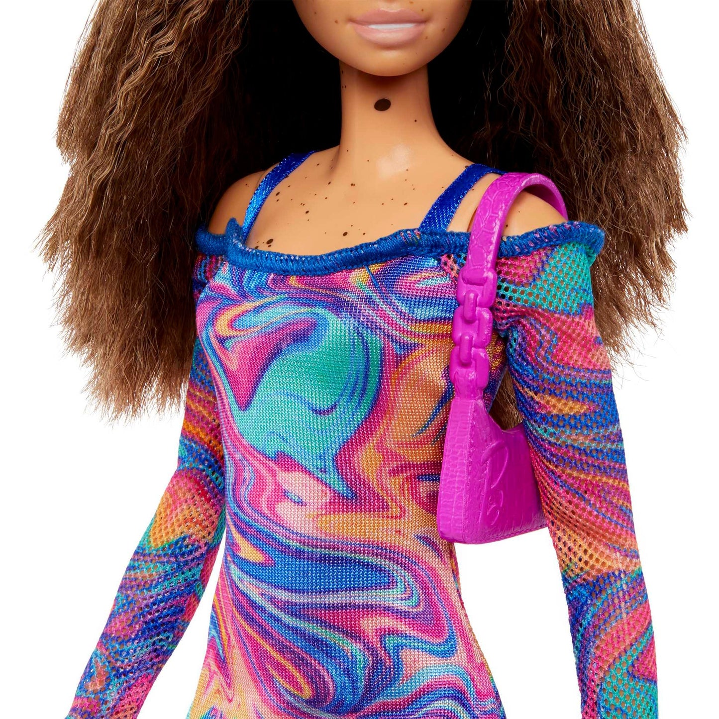 Barbie Barbie Fashionistas-Puppe mit gekrepptem Haar und Sommersprossen