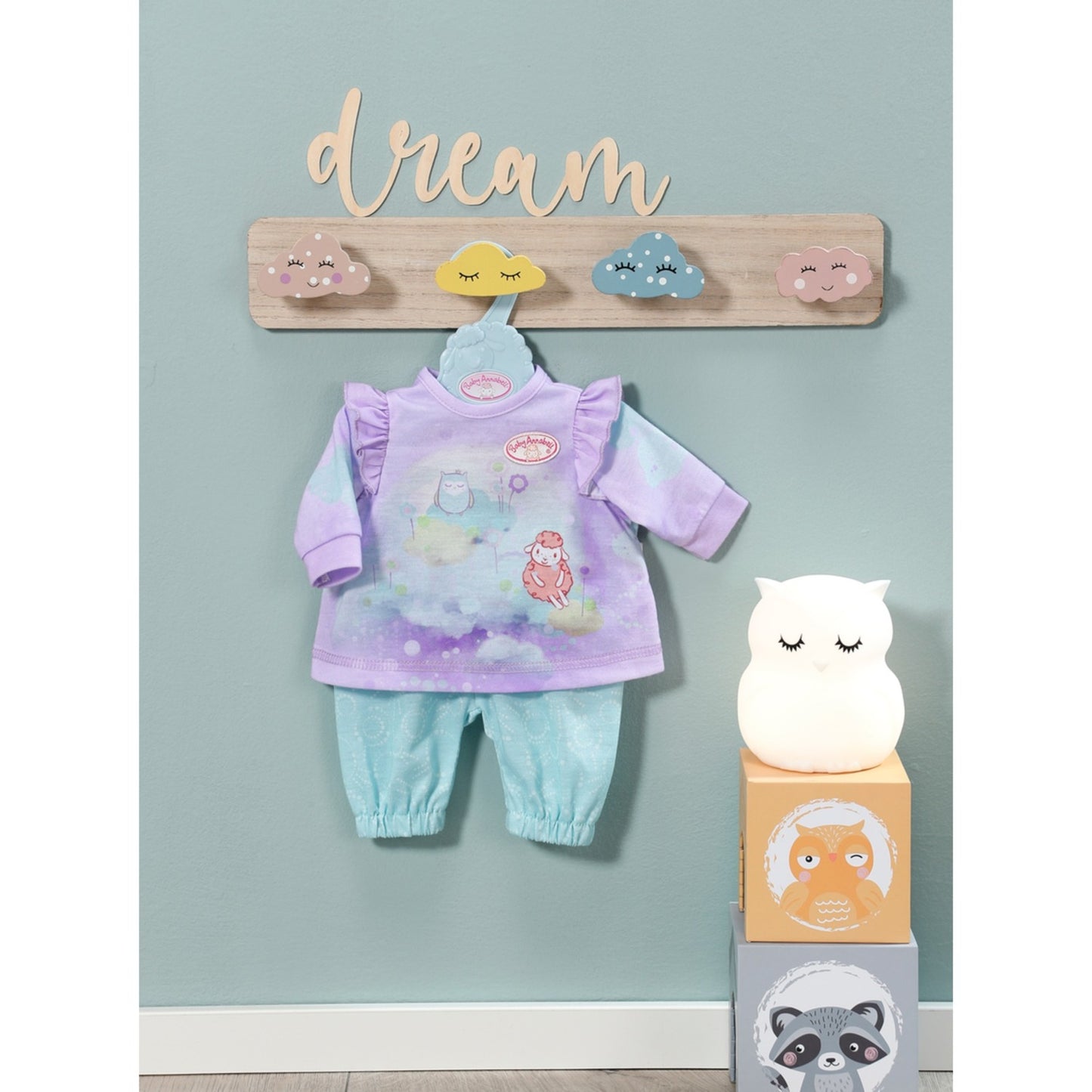 ZAPF Creation Baby Annabell® Sweet Dreams Schlafanzug 43cm (Shirt und Hose. Inklusive Kleiderbügel)