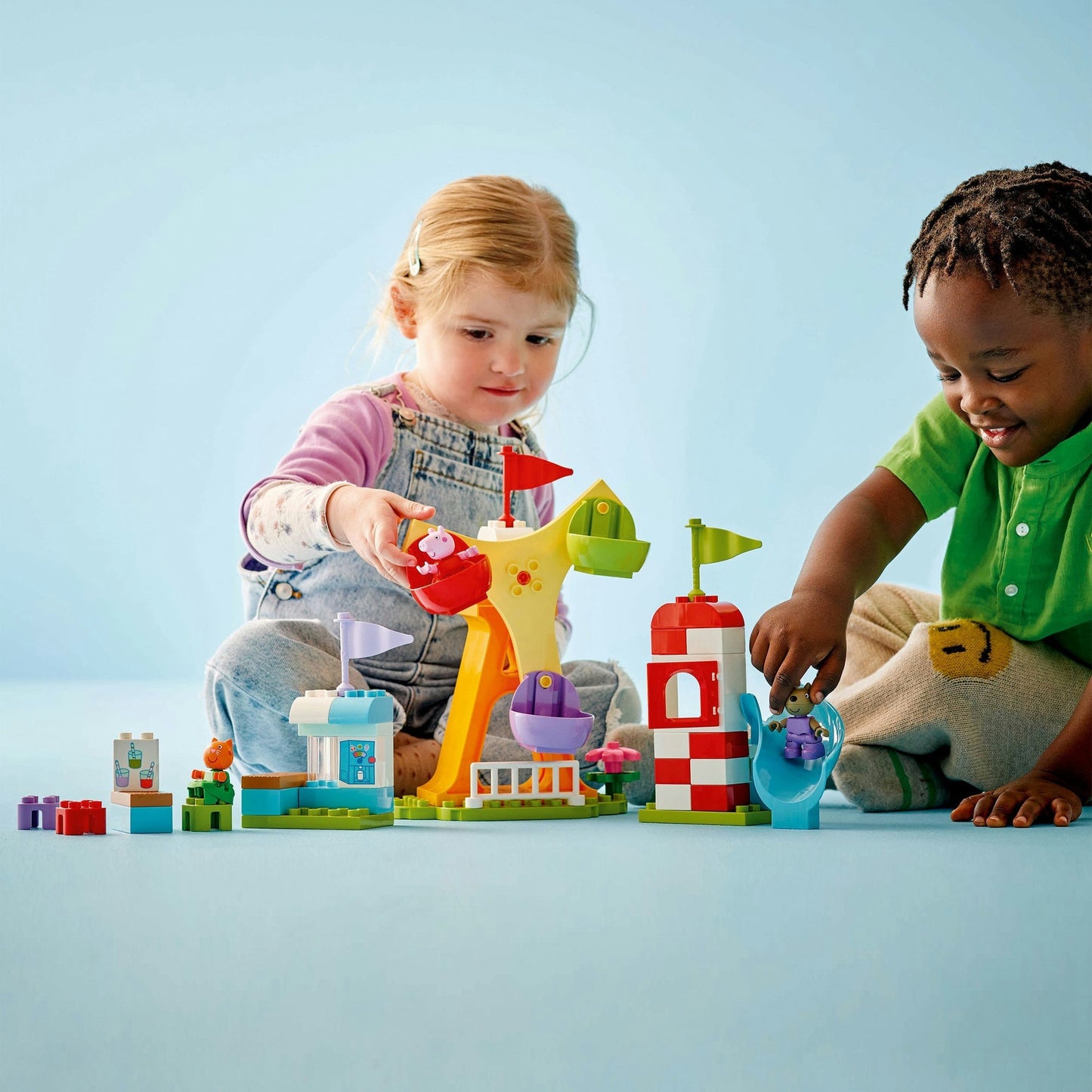 10453 DUPLO Peppa Wutz Jahrmarkt, Konstruktionsspielzeug