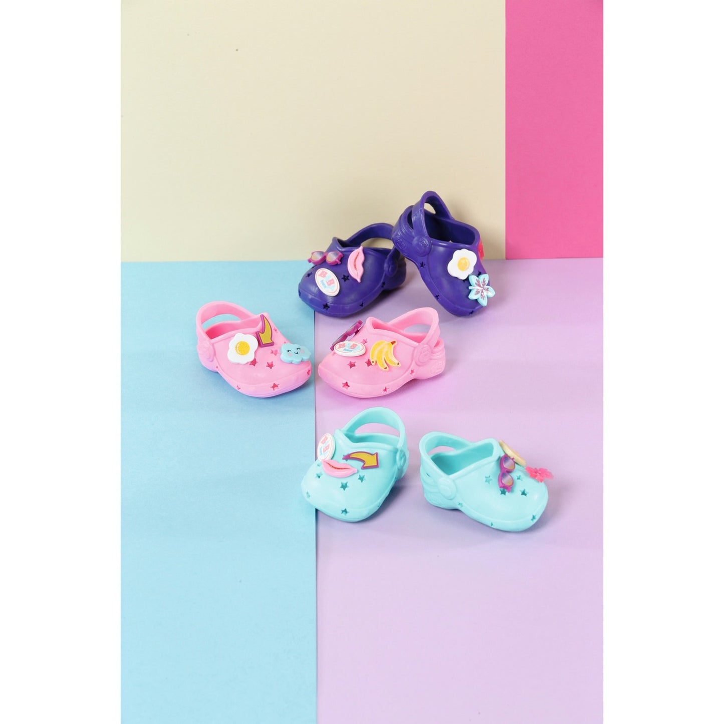 ZAPF Creation BABY born® Schuhe mit Pins (sortierter Artikel)