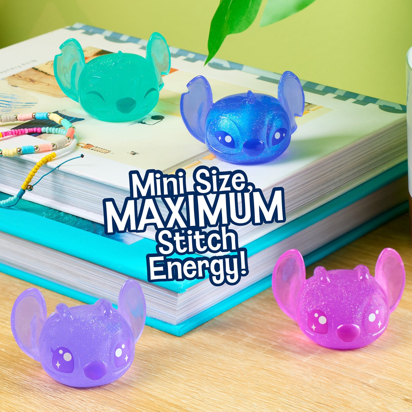 Disney Stitch Squish-A-Stitch Blind Capsule Figure, Spielfigur