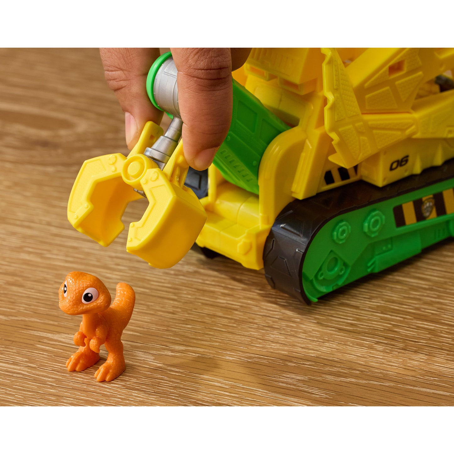 Paw Patrol: Der Dino Film - Rubbles Dino-Rettungs-Bulldozer, Spielfahrzeug