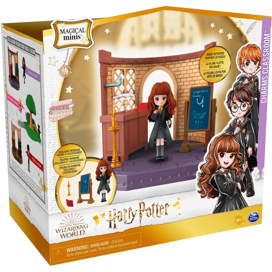 Spin Master Wizarding World Harry Potter - Hogwarts Zauberkunst Klassenzimmer Spielset, Spielfigur