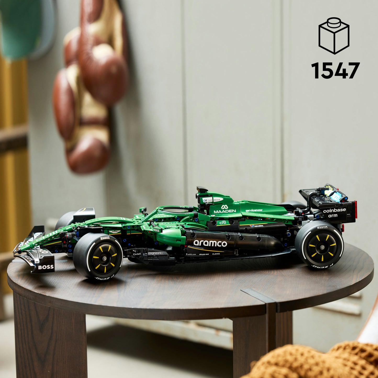 42240 Technic Aston Martin Aramco AMR25 F1 Auto, Konstruktionsspielzeug