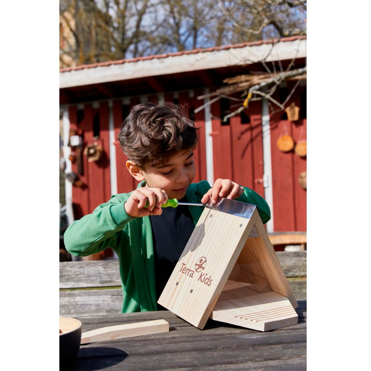 HABA Terra Kids Eichhörnchen Futterhaus-Bausatz