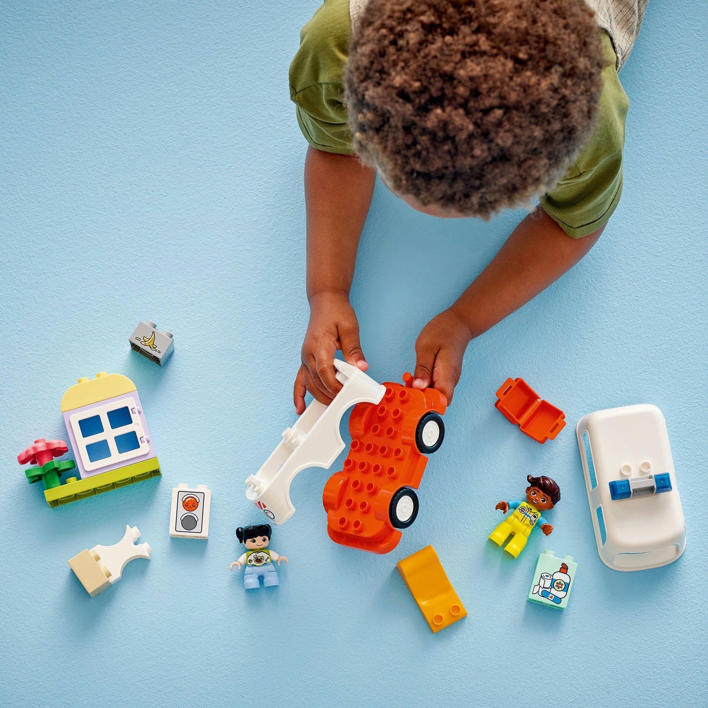 10447 DUPLO Town Rettungswagen mit Fahrer, Konstruktionsspielzeug