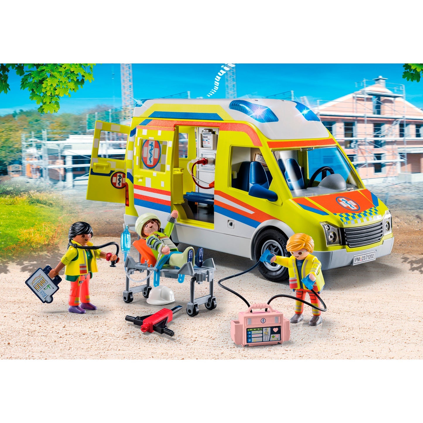 PLAYMOBIL 71202 City Life - Rettungswagen mit Licht und Sound, Konstruktionsspielzeug