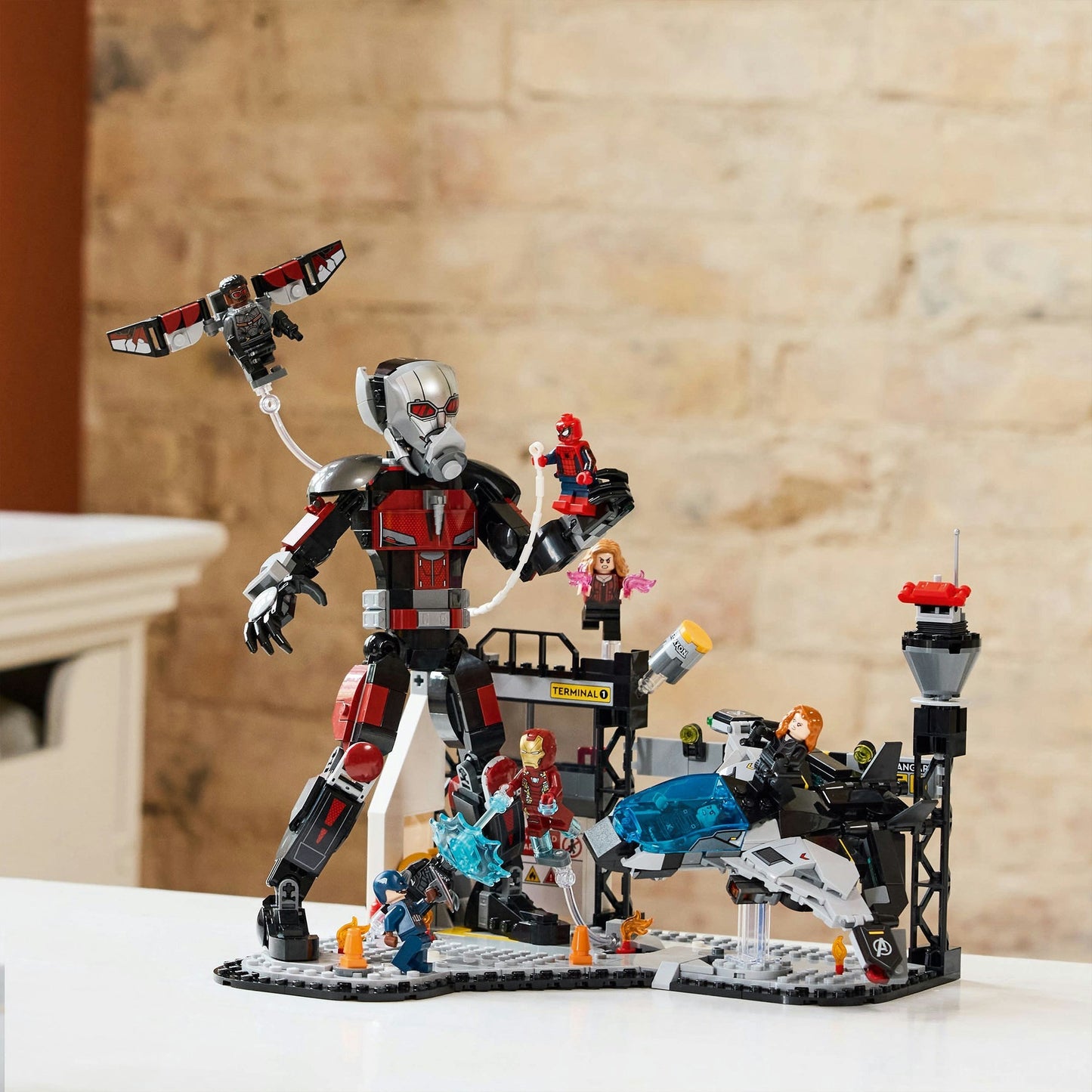 76314 Marvel Super Heroes Captain America: Civil War Actionduell, Konstruktionsspielzeug