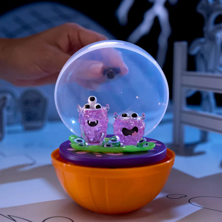 MGA's Miniverse - Make It Mini Halloween 2025 Beetlejuice Mini Collectibles, Basteln