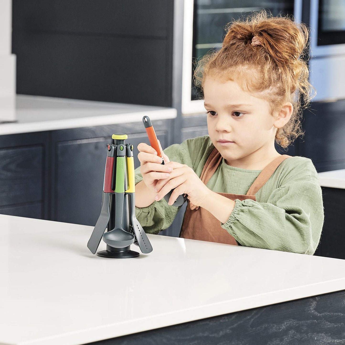 Joseph Joseph Elevate, Spielküche