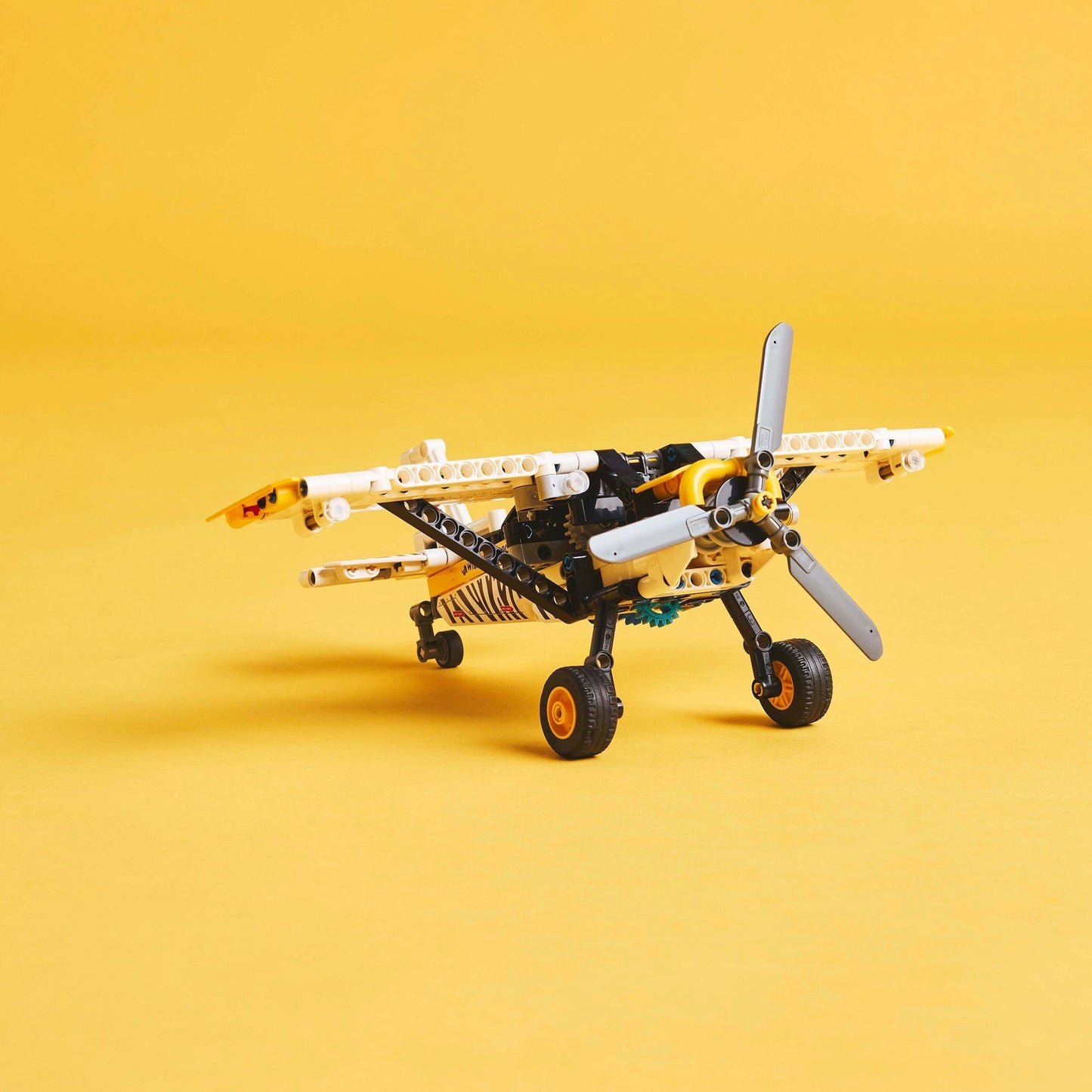 42198 Technic Propellerflugzeug, Konstruktionsspielzeug