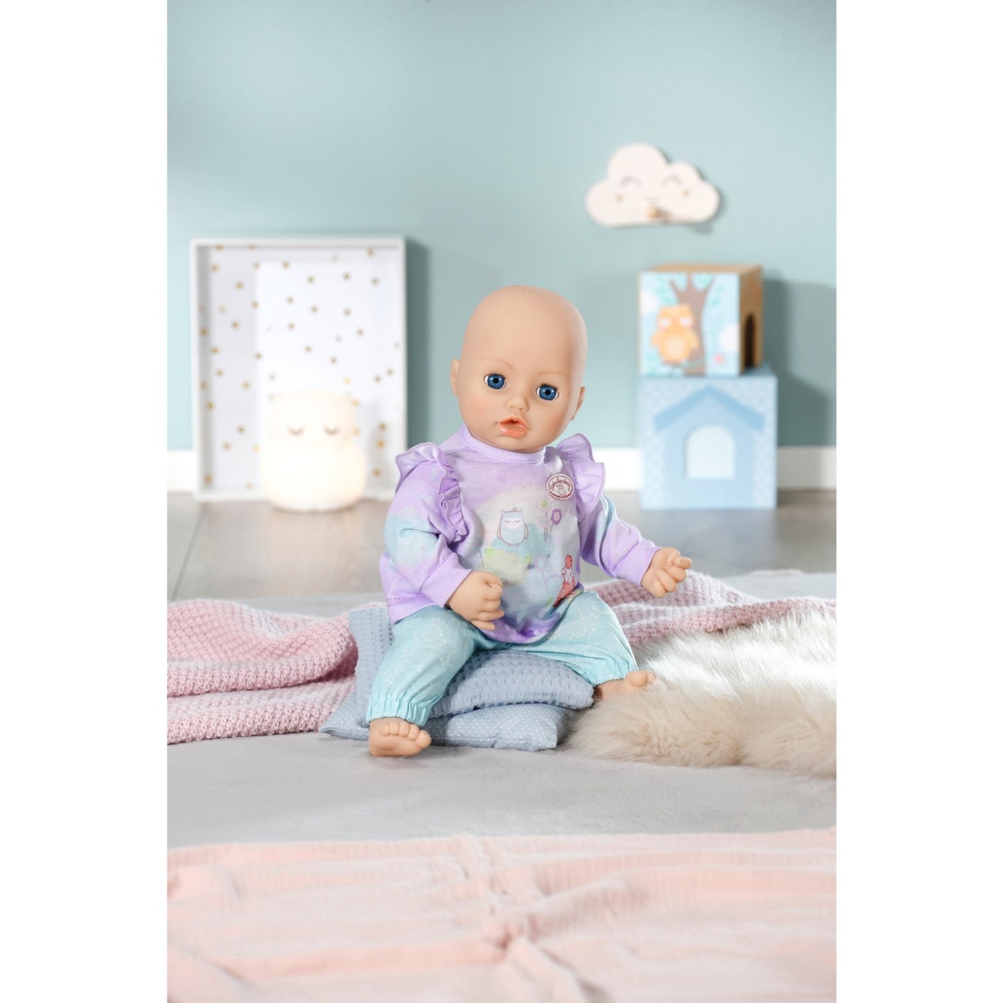 ZAPF Creation Baby Annabell® Sweet Dreams Schlafanzug 43cm (Shirt und Hose. Inklusive Kleiderbügel)