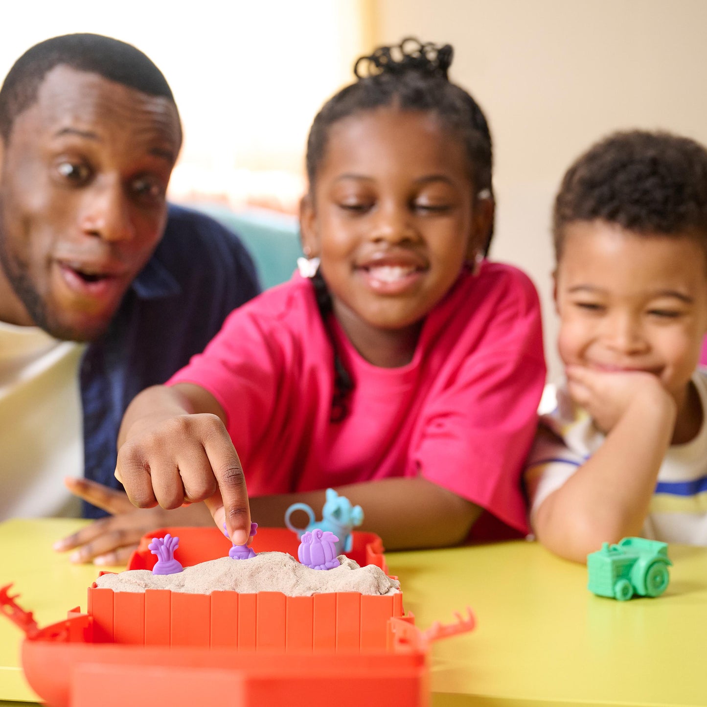 Kinetic Sand - Sandy Farm Set, Spielsand