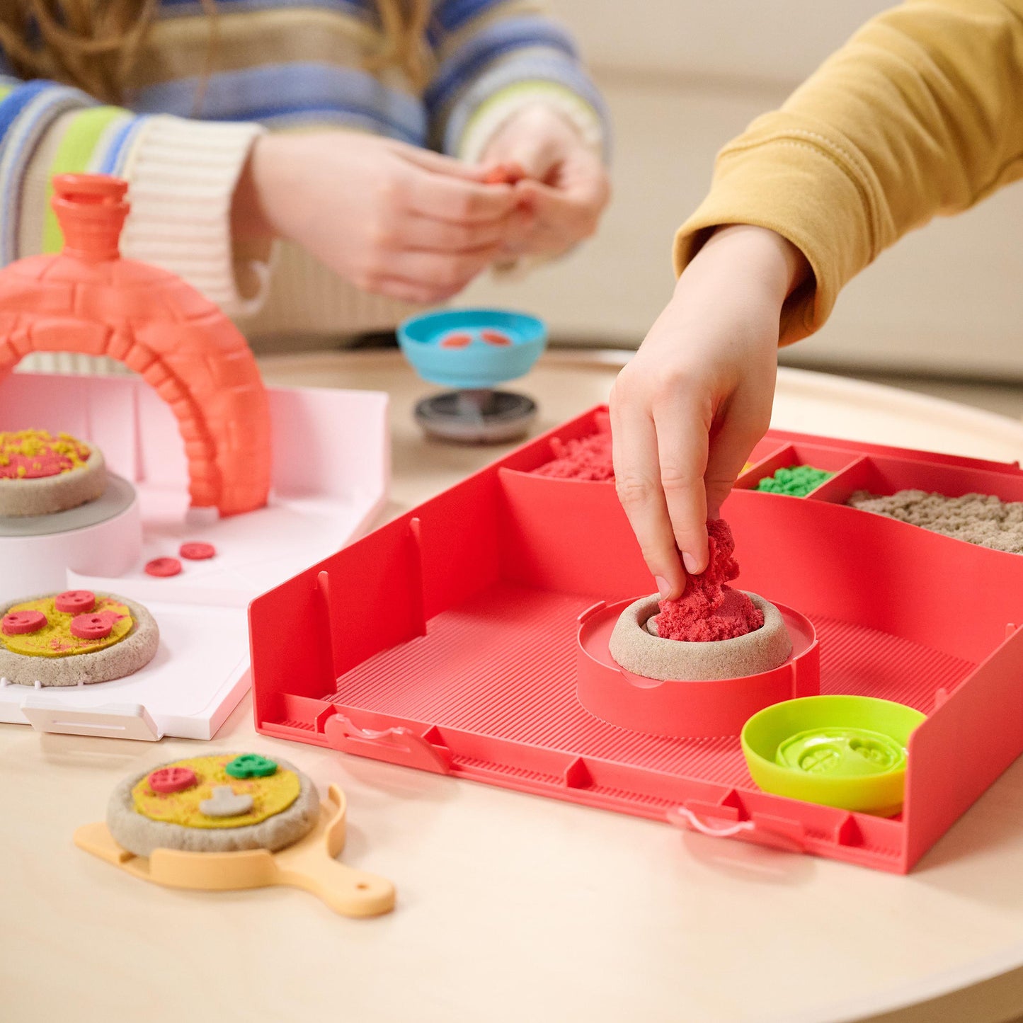 Kinetic Sand - Squish Pizza Set, Spielsand
