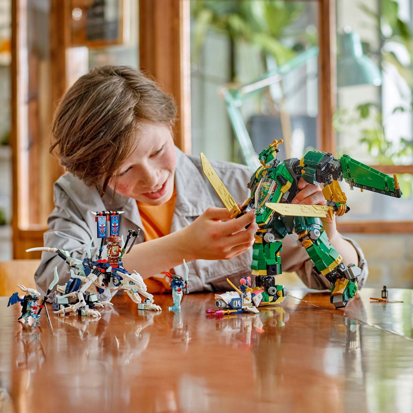 71845 Ninjago Lloyds Jet-Mech, Konstruktionsspielzeug