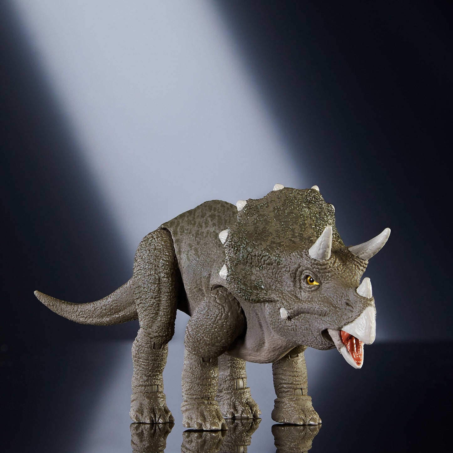 Jurassic World Hammond Collection - Juvenile Triceratops, Spielfigur