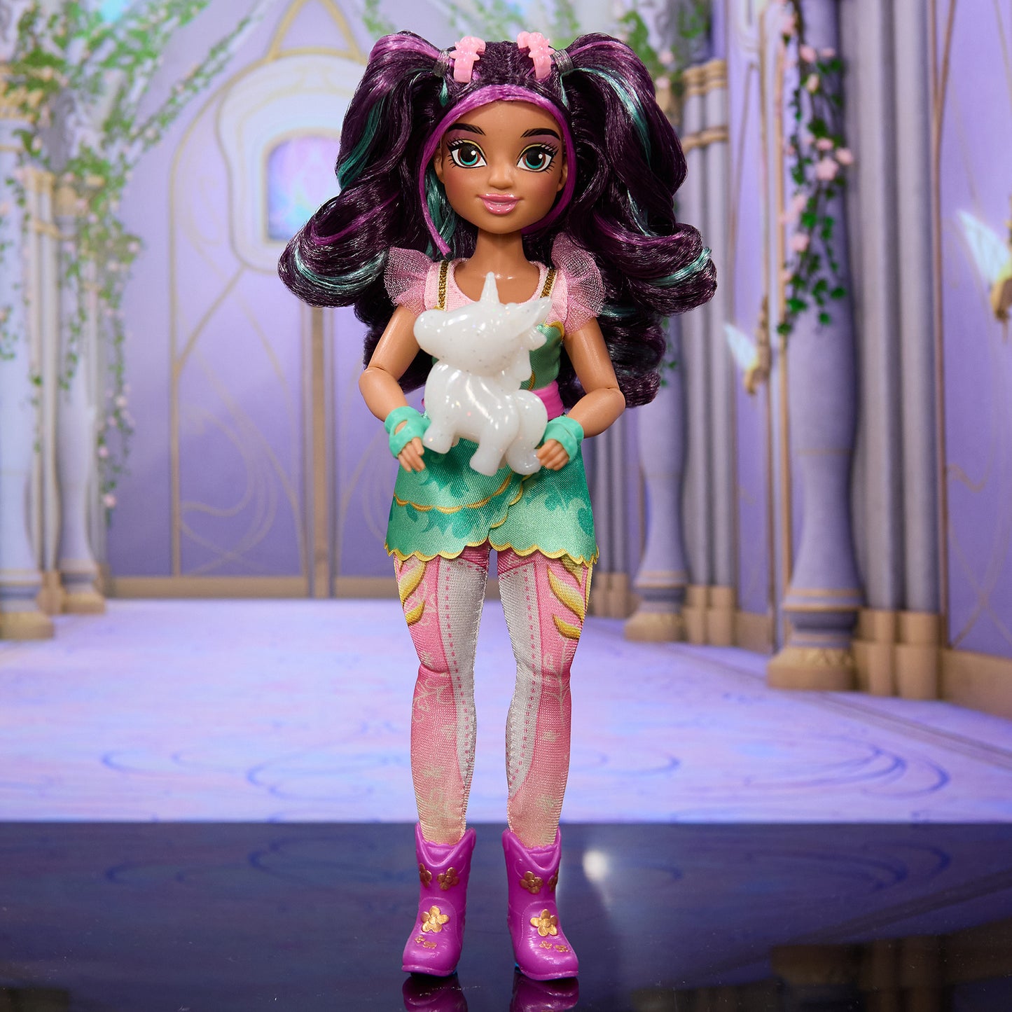 Unicorn Academy - Ankleidepuppe Ava