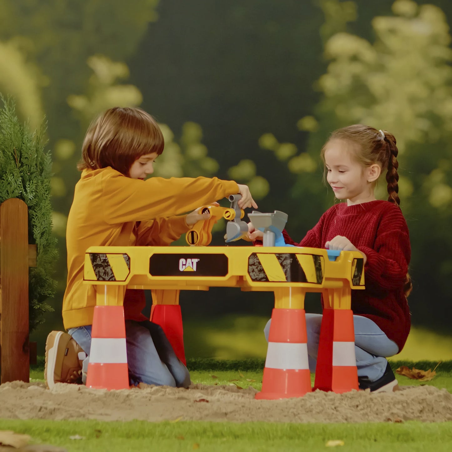 Cat - Sand- und Wasser Spieltisch