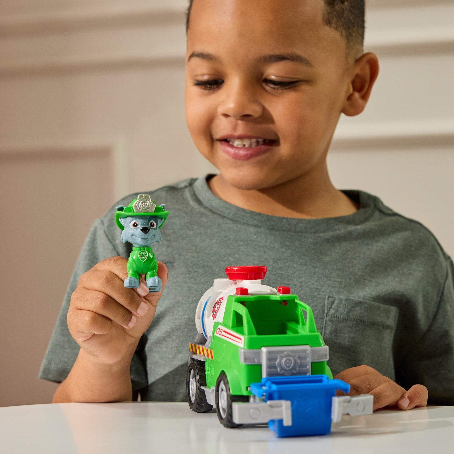 Paw Patrol Fire Rescue - Rockys Tanklaster, Spielfahrzeug