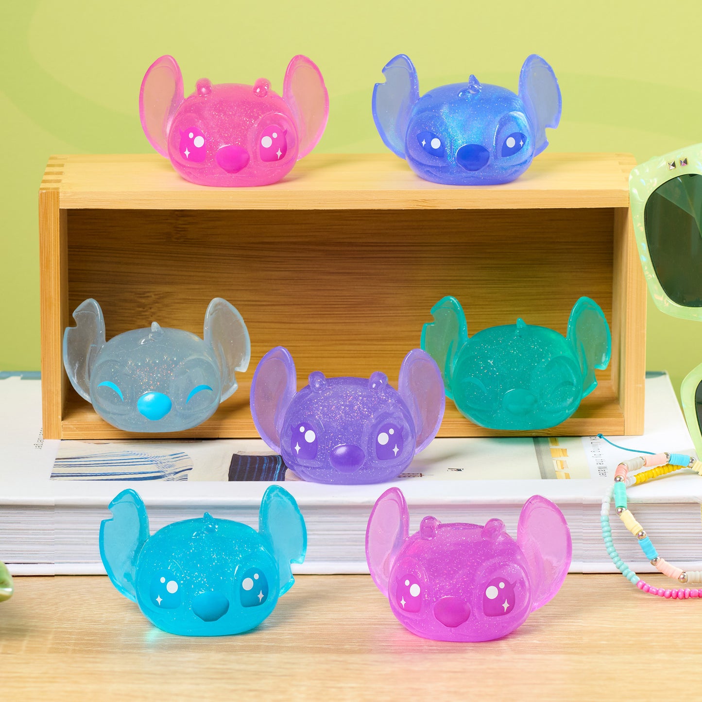 Disney Stitch Squish-A-Stitch Blind Capsule Figure, Spielfigur