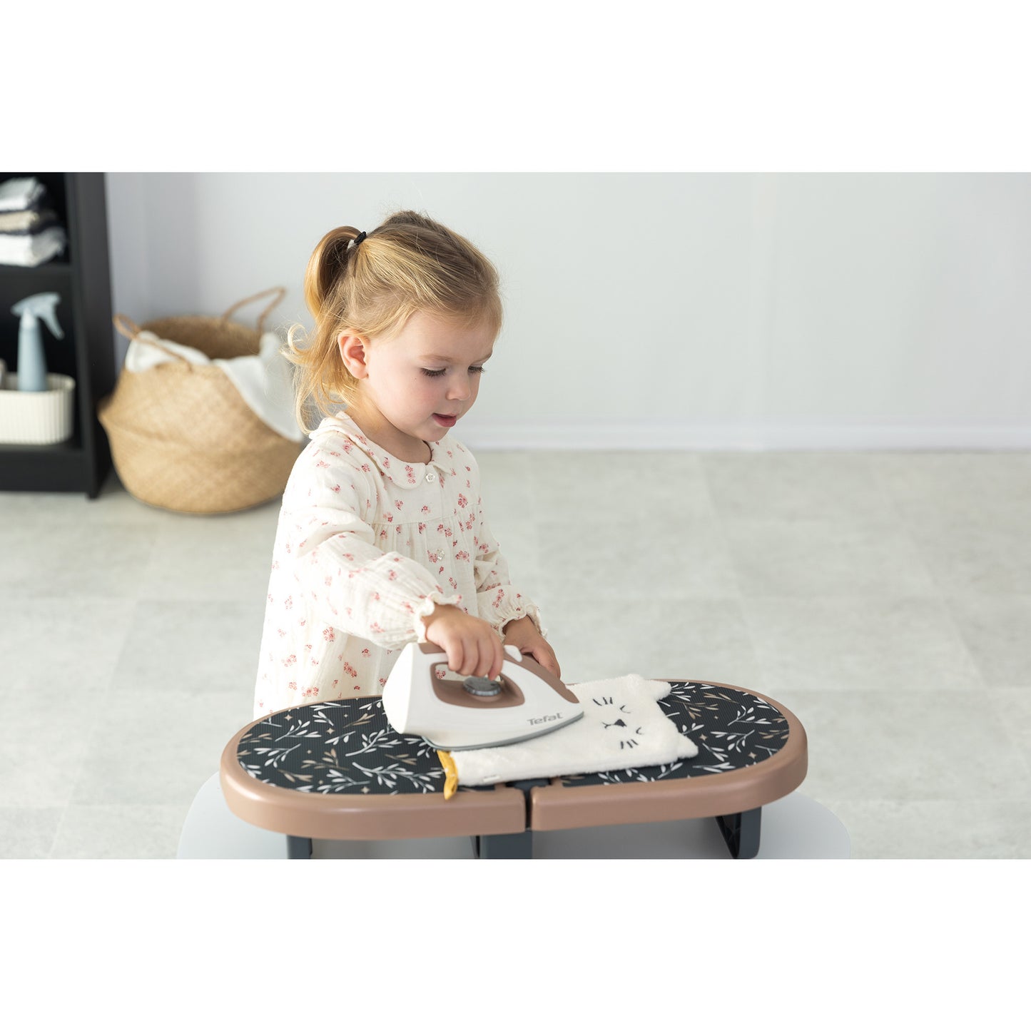 Tefal Bügelbrett faltbar, Rollenspiel