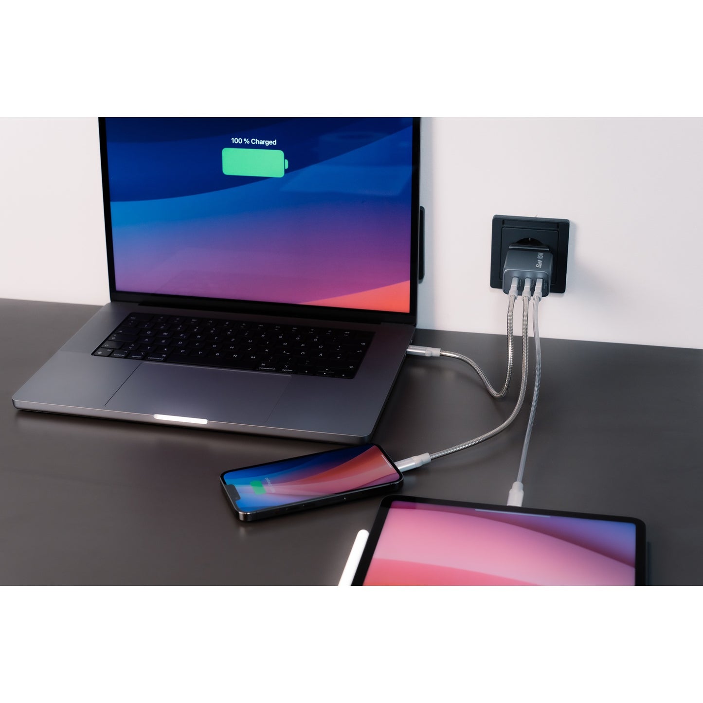 Verbatim GaN-Ladegerät 65W, 1x USB-A , 2x USB-C (grau, PD 3.0, QC 3.0)