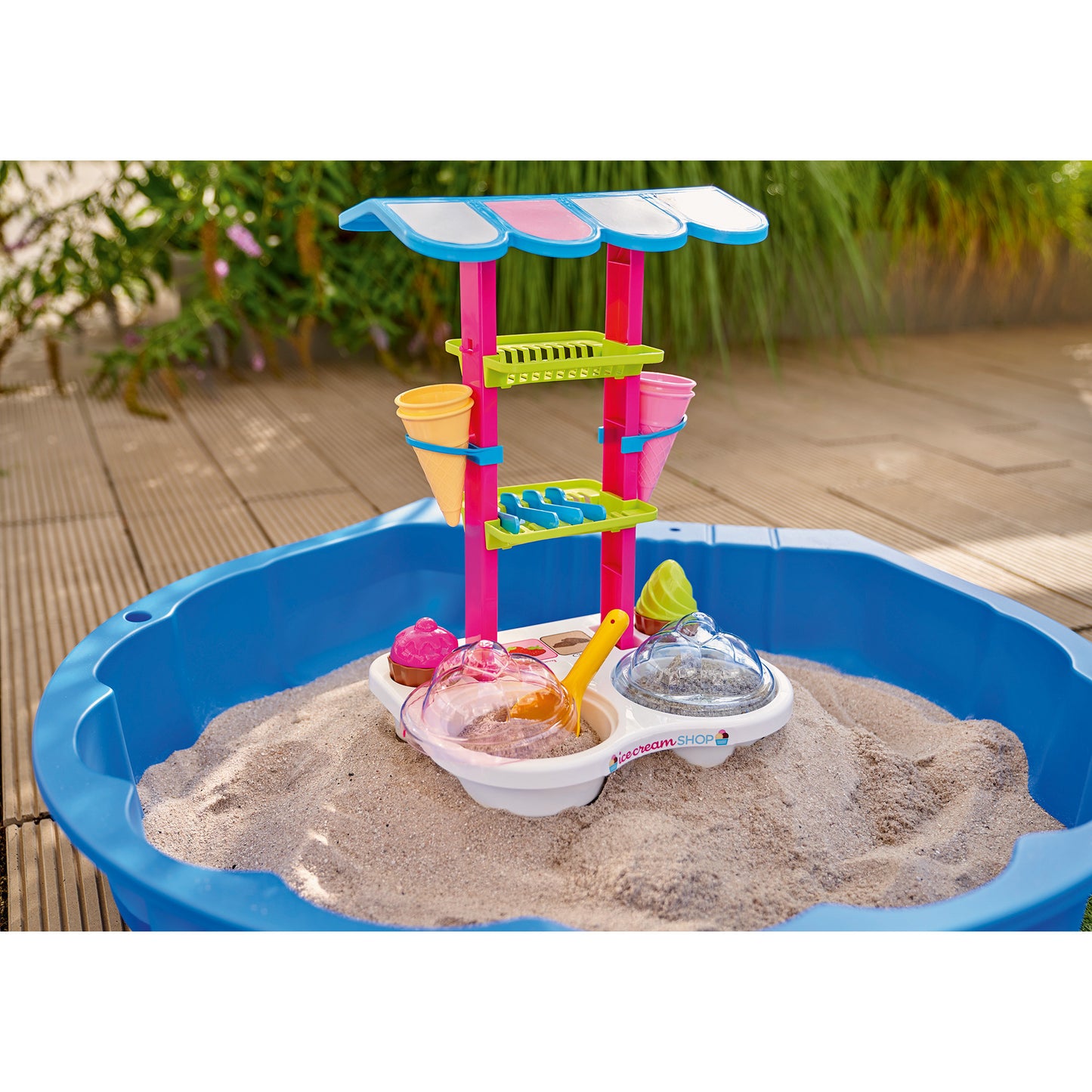 Eisdiele, Sandspielzeug