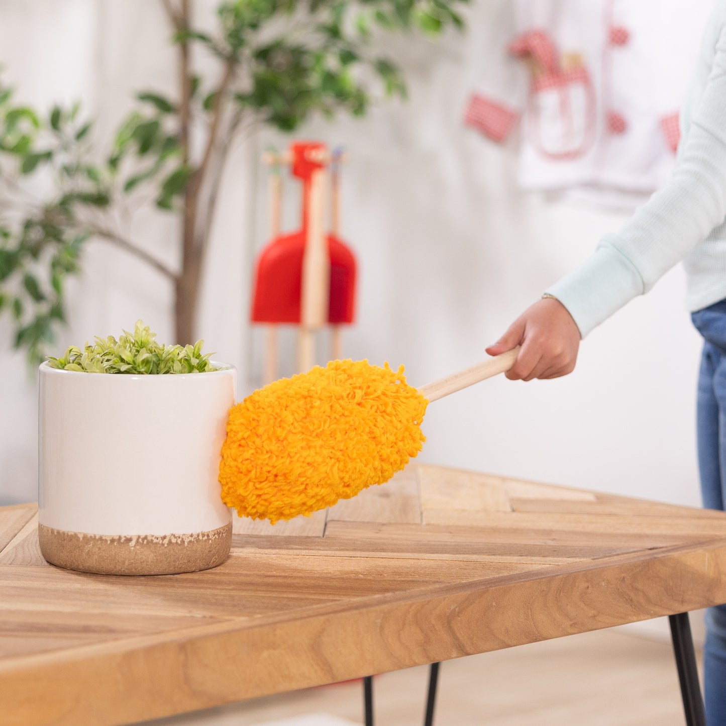 Melissa & Doug - Besen Set, Spielküche