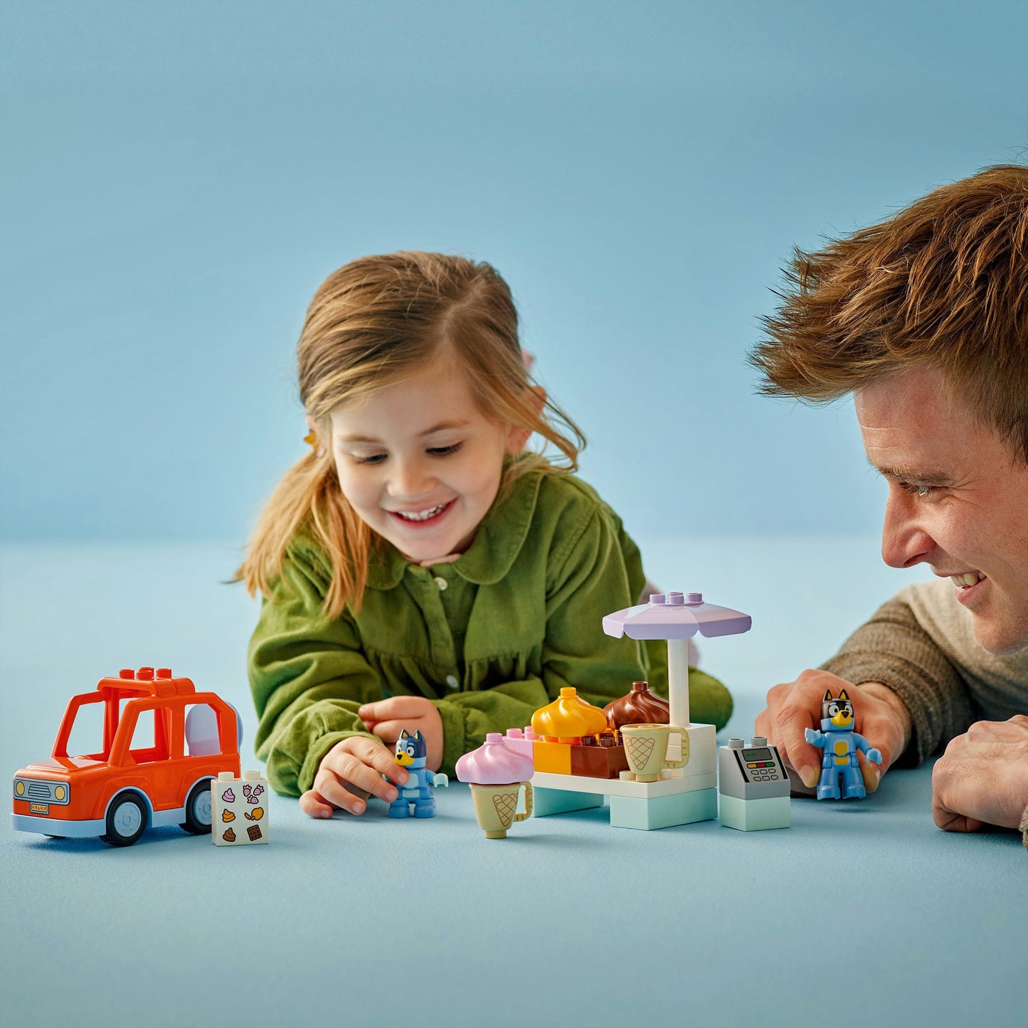 10458 DUPLO Bluey Ausflug zur Eisdiele mit Bluey, Konstruktionsspielzeug
