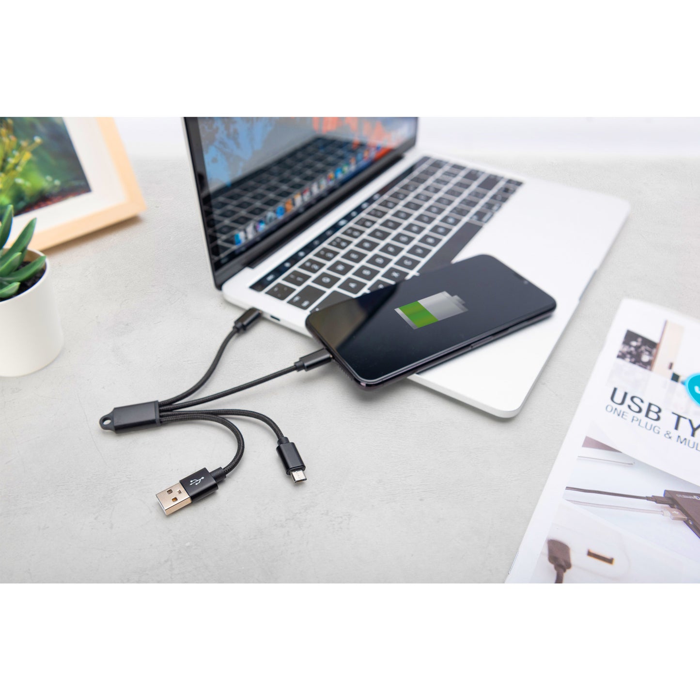 3-in-1 Ladekabel, USB-A 2.0 > Lightning + USB-C + Micro-USB