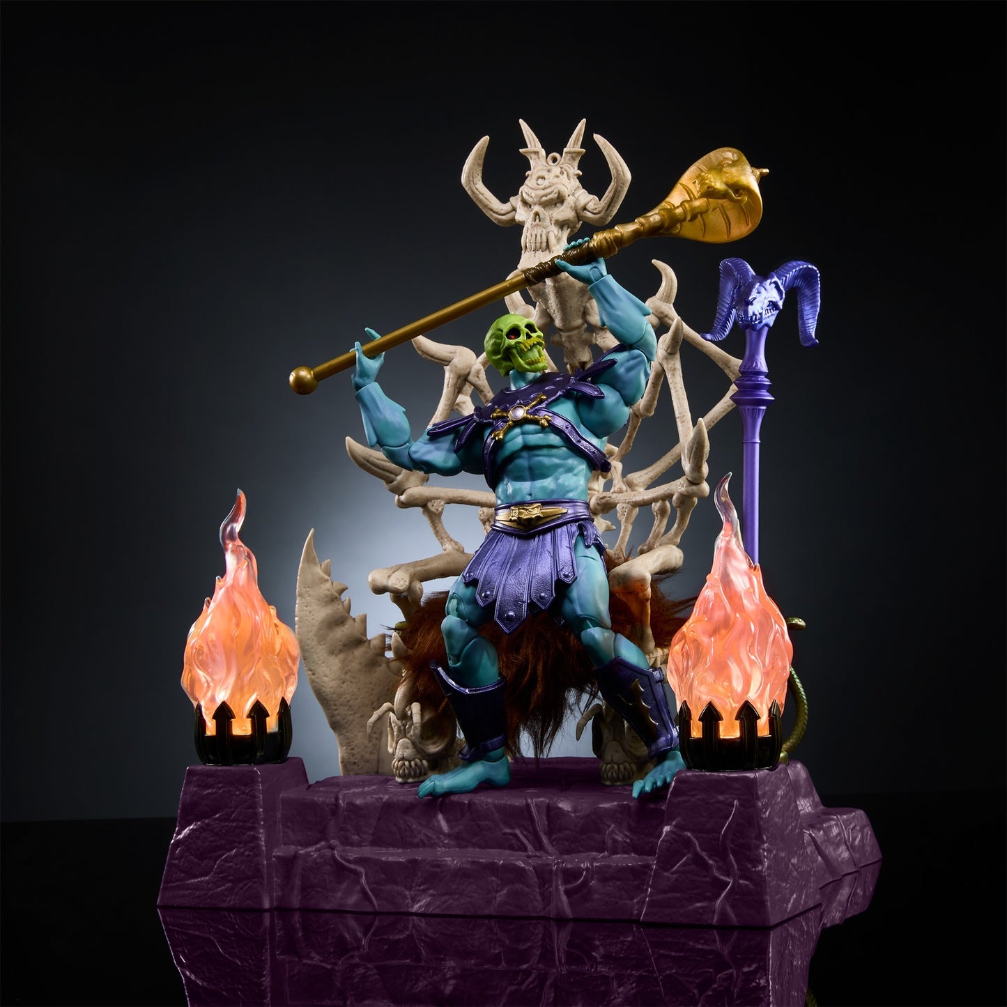 Mattel Masters of the Universer Masterverse Skeletor und Havoc Thron