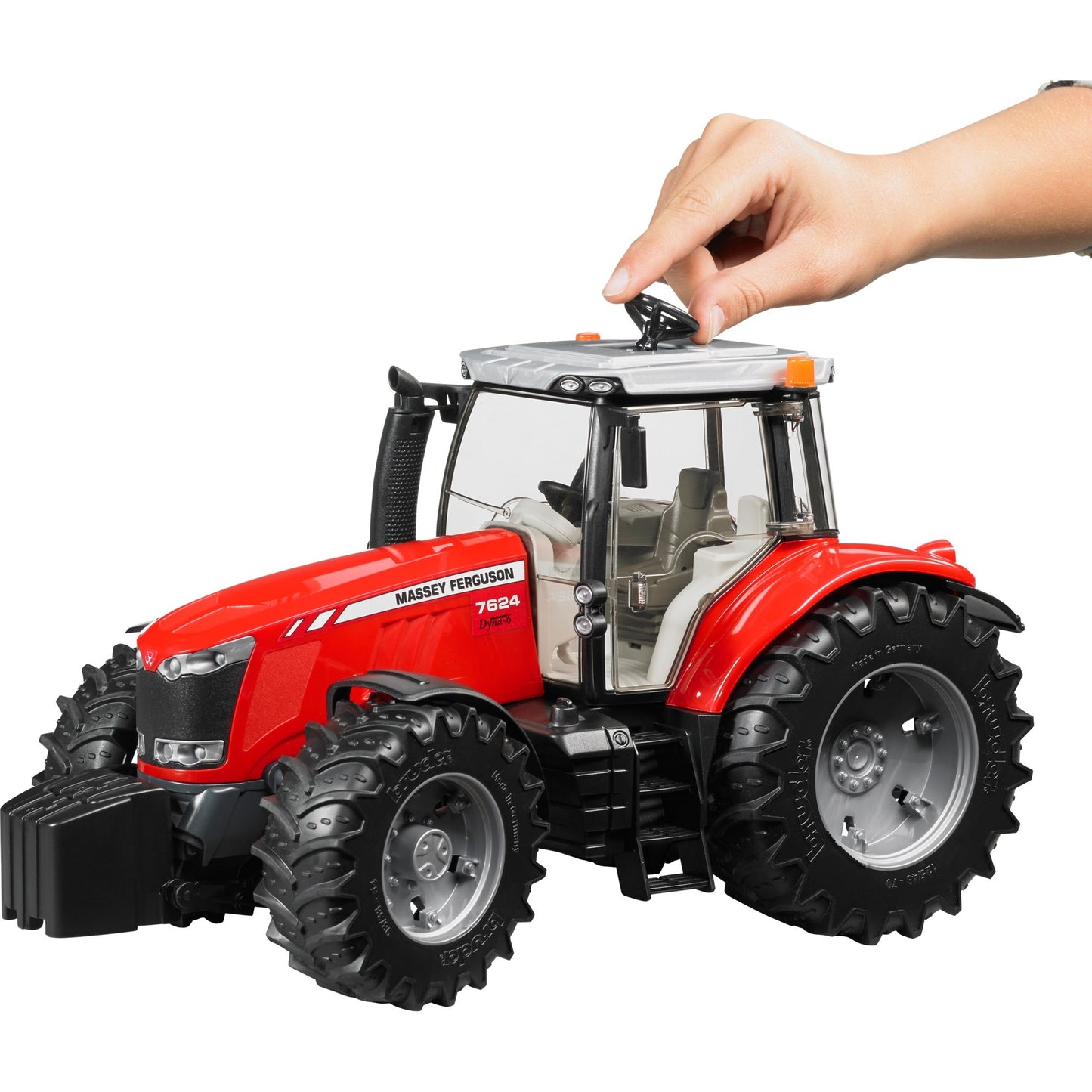 BRUDER Massey Ferguson 7624