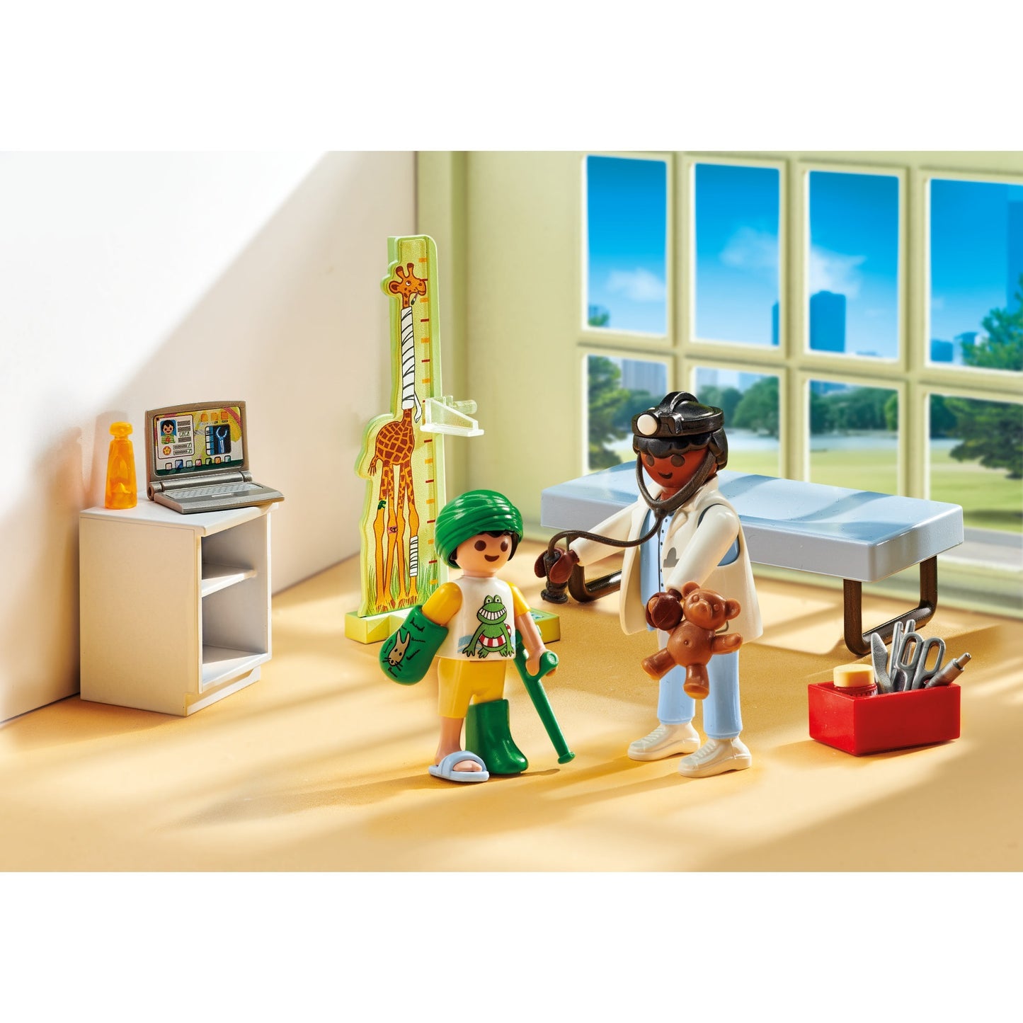 PLAYMOBIL 71619 Action Heroes Kinderarzt mit Teddybär , Konstruktionsspielzeug