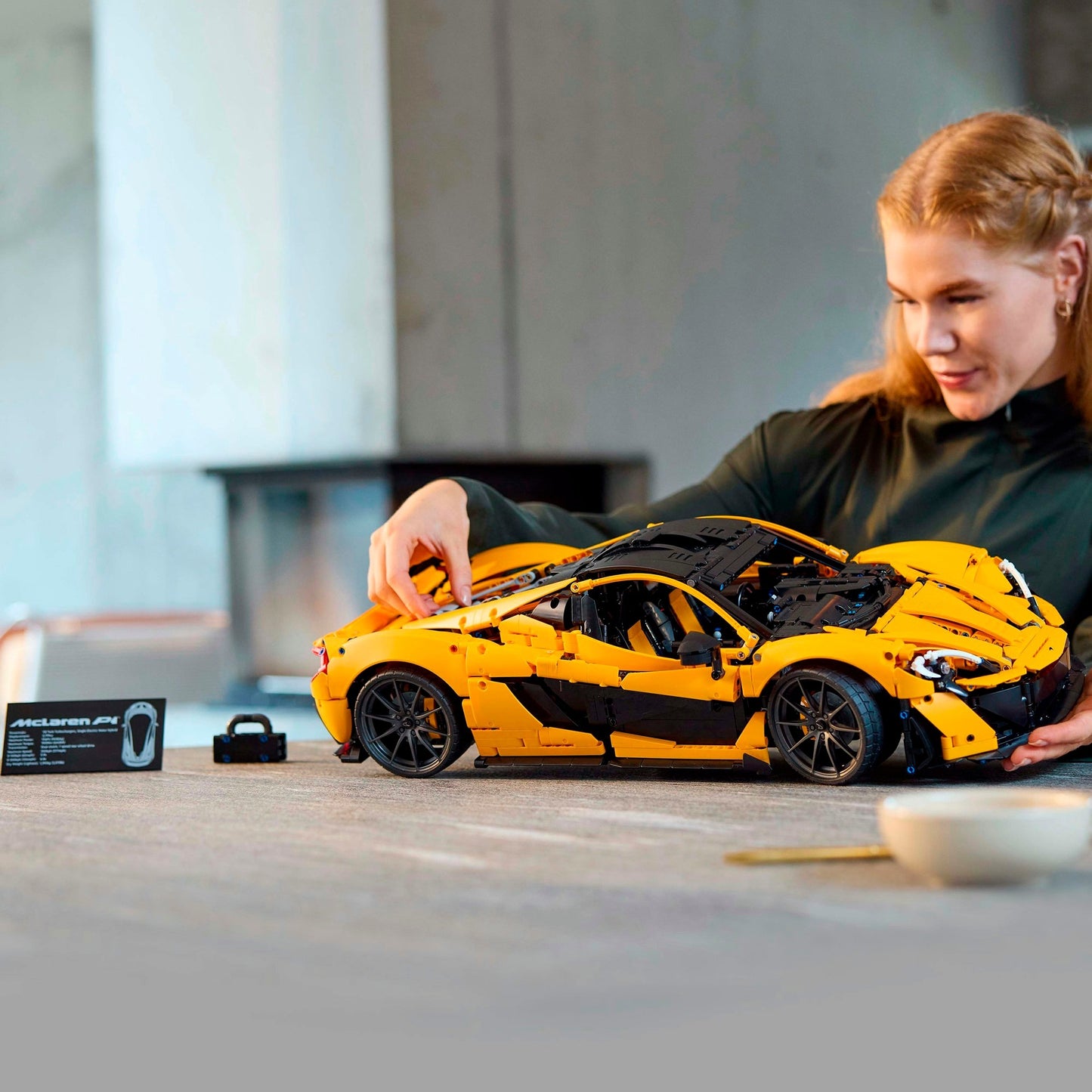 LEGO 42172 Technic McLaren P1